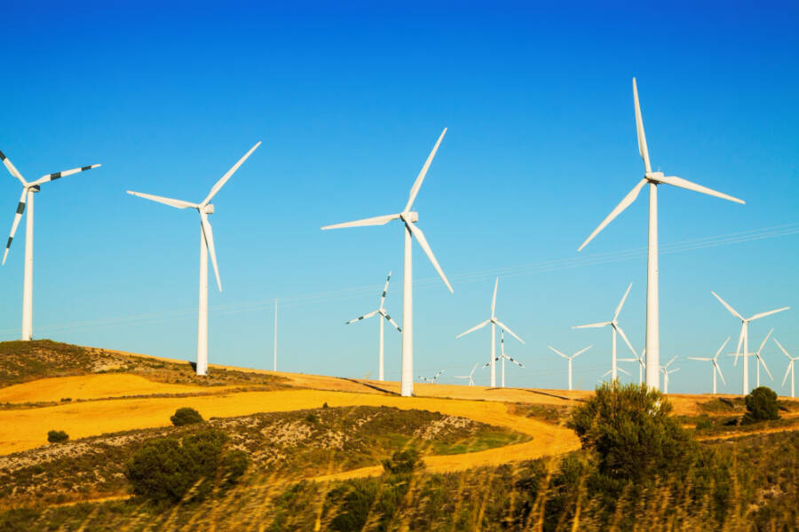 How Green Energy Solutions Can Benefit Your Business